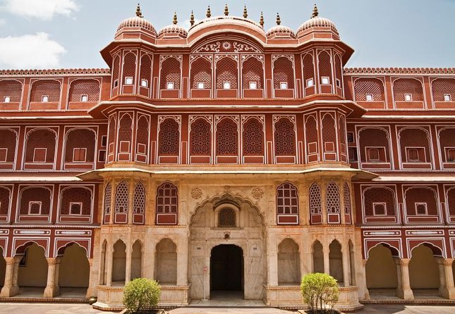 1-Day Trip to Jaipur from Mumbai with Both side Commercial Flights - Key Things That Make This Jaipur Day Trip Work