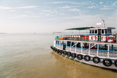 Delightful Elephanta Caves Excursion Mumbai (Guided Half Day Sightseeing Tour) - Getting there from the Gateway of India (and why timing matters)