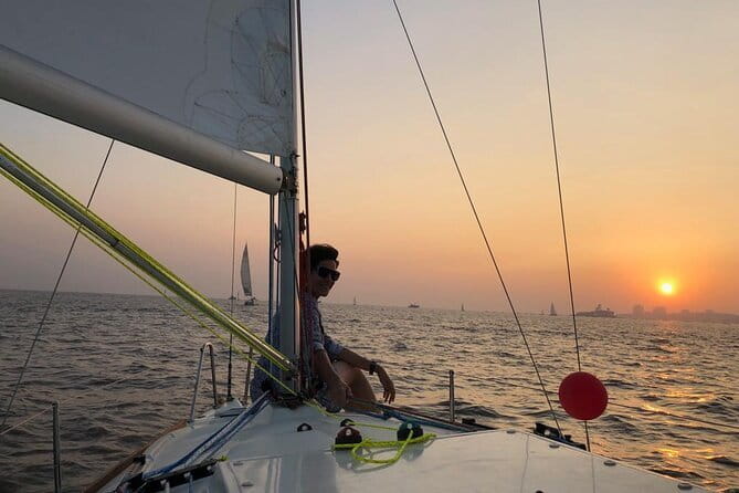 Discover Sailing at Iconic Gateway- Mumbai - What the itinerary feels like in practice