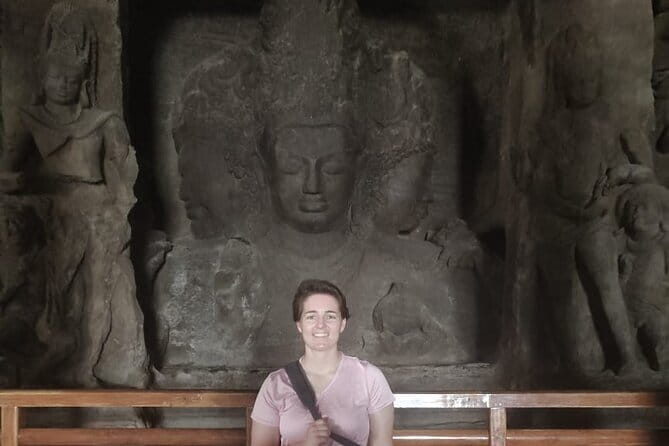 Elephanta Caves Cruise Group Tour - What makes the guide experience really good