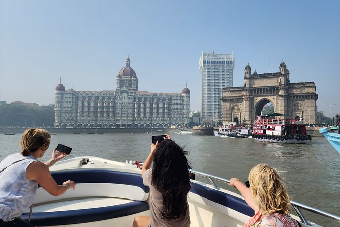 Elephanta Caves Private Tour by Speedboat - Fast & Luxurious - Gateway of India stop: quick but meaningful
