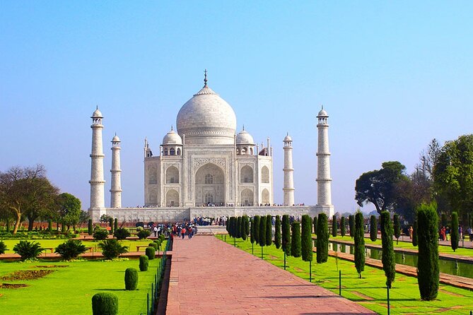 From Mumbai - Overnight Taj Mahal Agra Private Tour by Return Flights - Day 1: Early Mumbai Pickup and the Delhi-to-Agra Transfer
