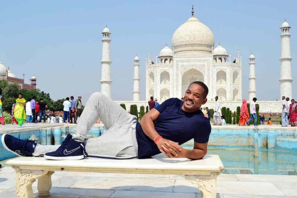 From Mumbai: Same Day Taj Mahal, Agra Tour with Flights - Agra Fort with a UNESCO site visit that stays practical
