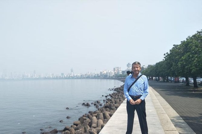 LGBTQ Friendly Mumbai City Tour - Pickup, Smart Casual Dress, and the Comfort Factor