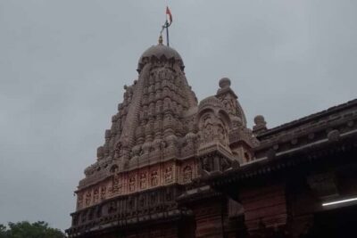 Maharashtra Three Jyotirlinga Tour from Mumbai - Day 2: Trimbakeshwar from Nashik, a shorter hop