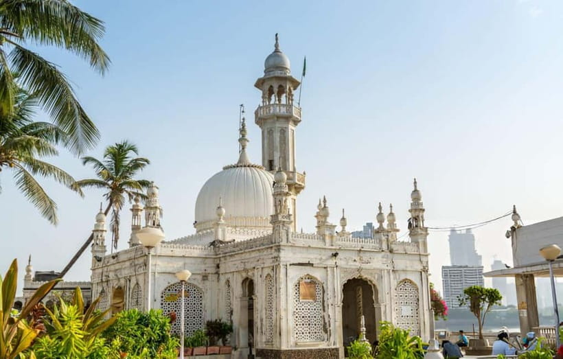 Mumbai: Best of the City Private Half-Day Tour - Vivekanand and Shivaji statues: identity in stone