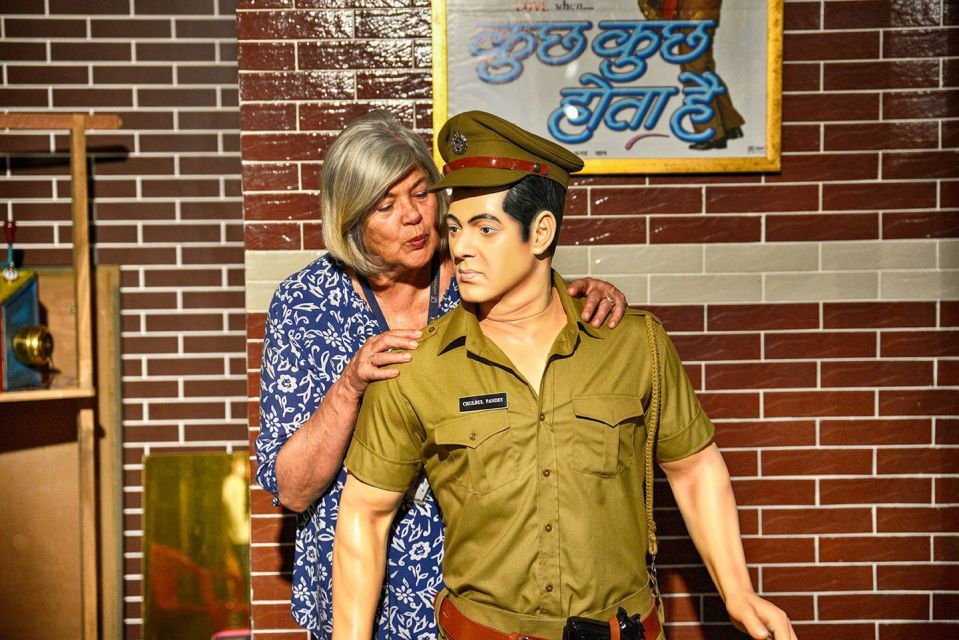 Mumbai: Bollywood Studio Half-Day Tour - Celebrity Homes Drive-By: Fun, Not a Guarantee