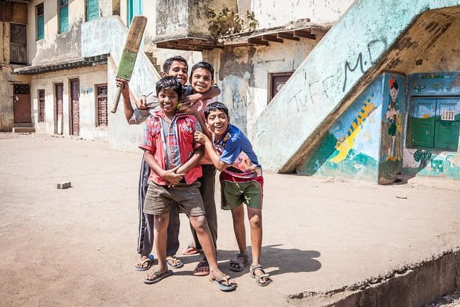 Mumbai By Dawn Morning Markets & The World’s Largest Laundry - How to make the most of 3 hours (without rushing yourself)