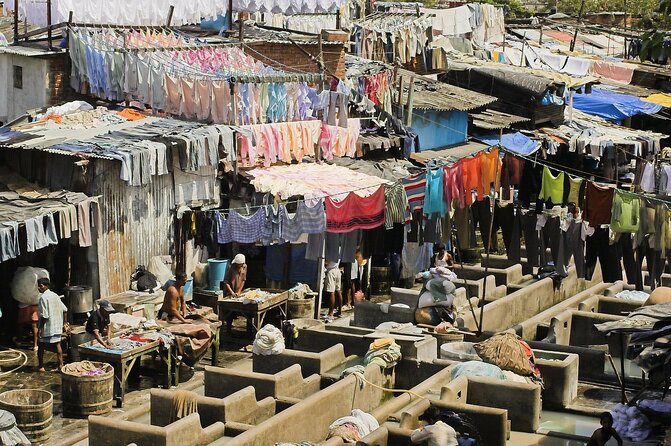 Mumbai By Shantaram With Private Tour Guide - Getting from stop to stop: the value of a private AC car