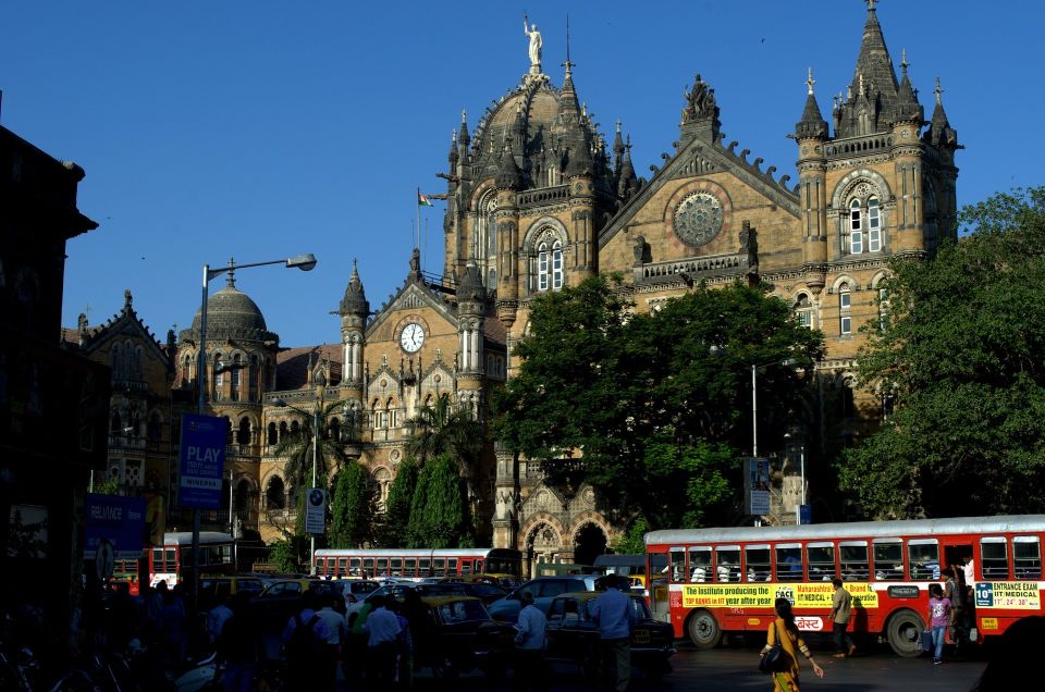 Mumbai: Customizable City Sightseeing Tour with Hotel Pickup - Art and markets: Jehangir, Chor Bazaar, Crawford Market