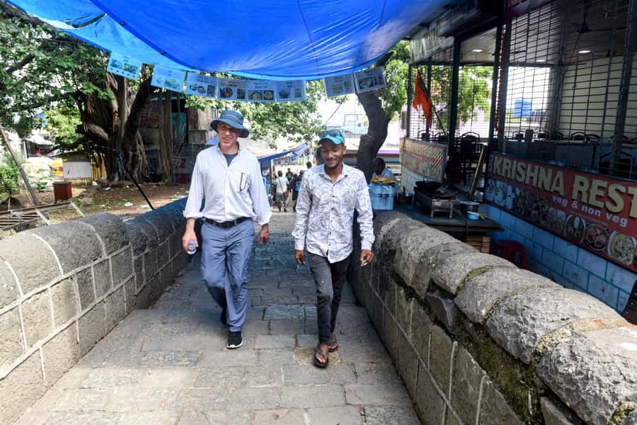 Mumbai: Elephanta Caves: Island Tour With Options - Inside the Temples: Rock-Cut Carvings and the Trimurti Sculpture