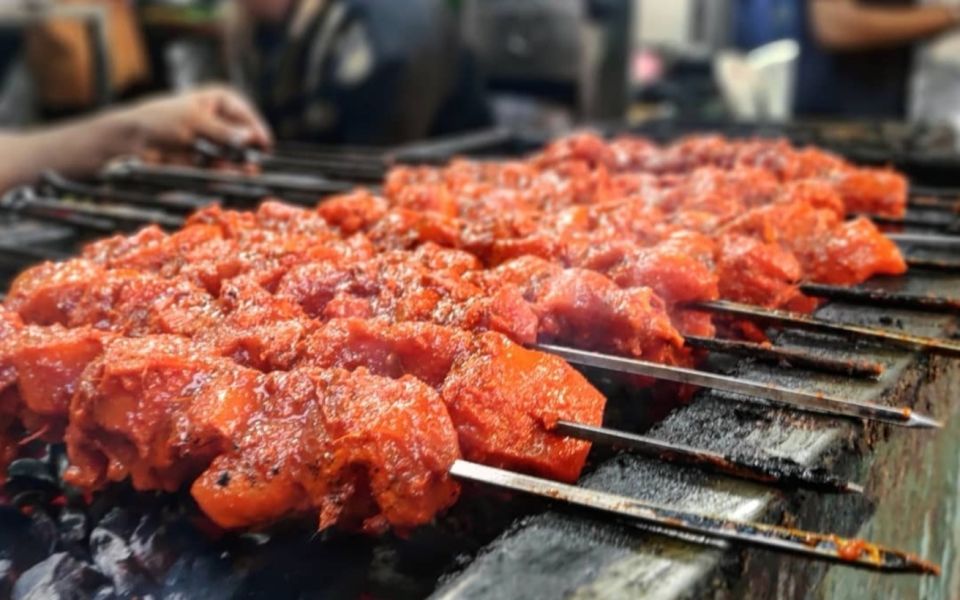 Mumbai: Evening Local Street Food Tour with Sightseeing - FAQ