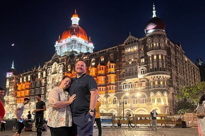 Mumbai Night Tour: Queen’s Necklace, Skyline & Heritage Lights - Key highlights to look for