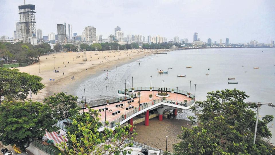 Mumbai: Private Guided Full-Day City Sightseeing Tour - Chhatrapati Shivaji Maharaj Terminus: UNESCO station energy