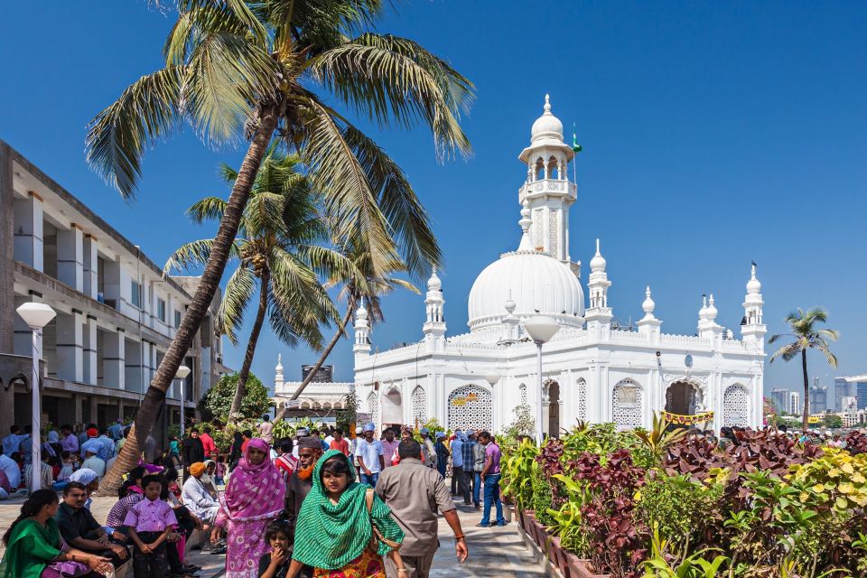 Mumbai: Private Guided Full-Day City Sightseeing Tour - Mahalaxmi Dhobi Ghat: the open-air laundry that keeps Mumbai running