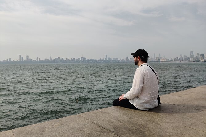 Mumbai: Private Sightseeing Tour with Top Highlights - Getting picked up and settling into Mumbai mode