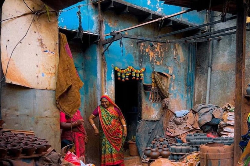 Mumbai: Private Slum and Sightseeing Full-day tour - Starting with Dharavi: what the 2-hour walk is really about