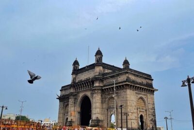 Mumbai Sightseeing Tour - Chhatrapati Shivaji Maharaj Terminus: more than just a photo stop