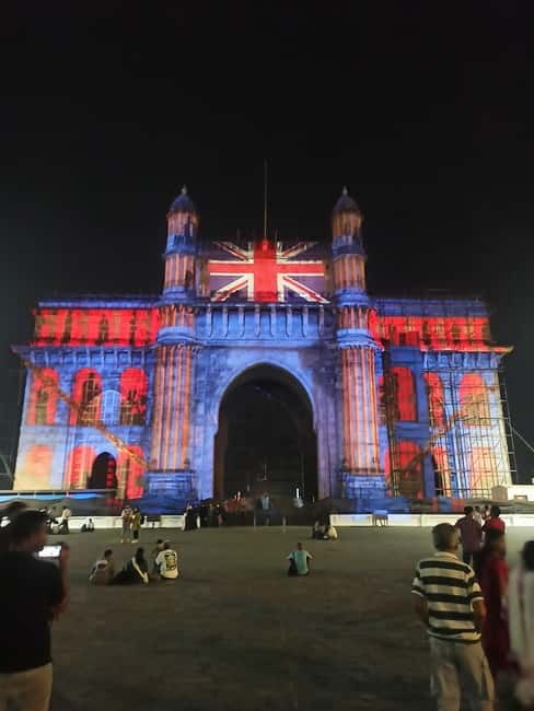 Night Tour: Mumbai’s Nights & Buzzing Bazaars - Quick Hits Near the Fort Side: Oval to the Hanging Gardens Area