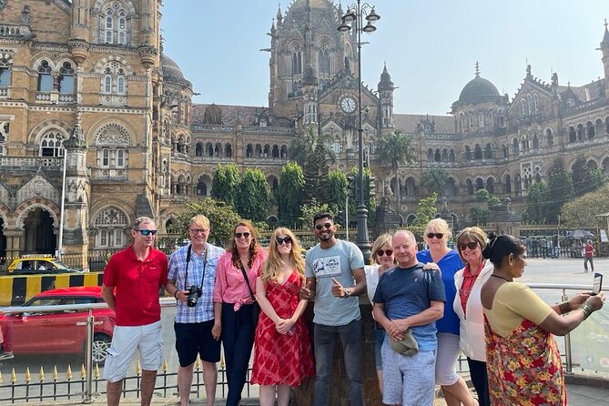 Primmum Mumbai Sightseeing With Local Train Ride Experience - Marine Drive, Hanging Gardens, and Kamala Nehru Park: viewpoints for the Mumbai skyline