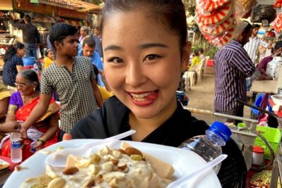 Private 4-Hour Tour of Mumbai’s Tastiest Local Foods - Chowpatty Beach: your first bites with sea-air energy
