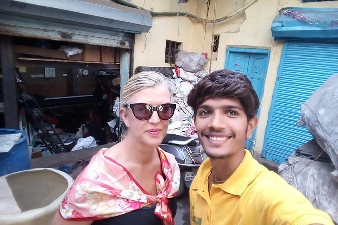 Private Bollywood with Slum Tour Inclusive of Guide and Transport - Hotel Pickup and a 10:00 AM Start That Works