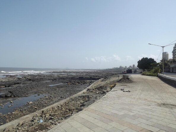 Private Guided Open Jeep Tour in Bandra Queen of Suburbs - Chuim Village: why this stop fits the story