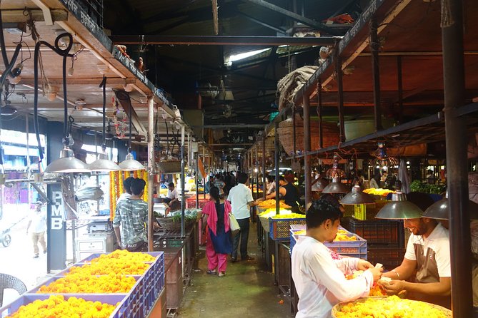 Private Half-Day Mumbai Sightseeing Tour by Public Transportation - Chhatrapati Shivaji Terminus (CST): Gothic rail architecture in the real world