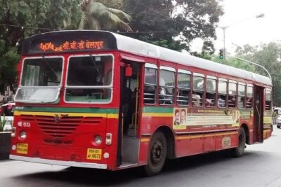 Private Half-Day Mumbai Sightseeing Tour by Public Transportation - Regal Cinema at Colaba Causeway: start with art deco and quick orientation