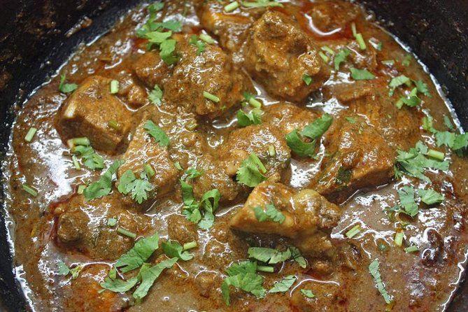 Private Maharashtrian Cooking Class in Mumbai with a Local Family - The Optional Chembur Fish Market Stop: How Locals Think About Fresh Food