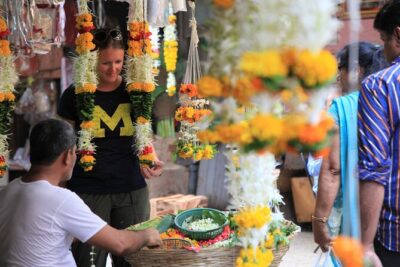 Private Mumbai Sightseeing Tour - Full Day - Stop 1: Dhobi Ghat and the real work behind the postcards