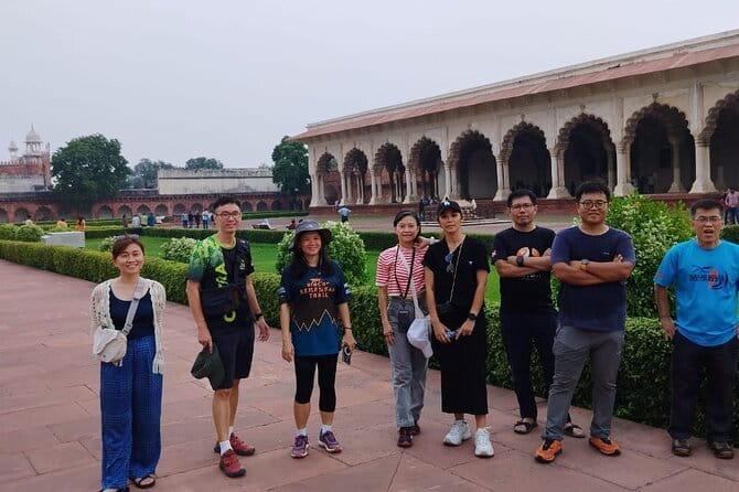 Taj Mahal Tour From Cruise Port, Mumbai, Cochin and Goa - Agra Fort: Mughal power, palaces, and real scale