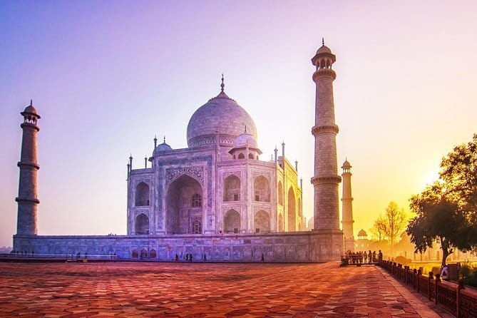 Taj Mahal Tour From Cruise Port, Mumbai, Cochin and Goa - Day 3 in Delhi: leaving Agra and catching your flight back
