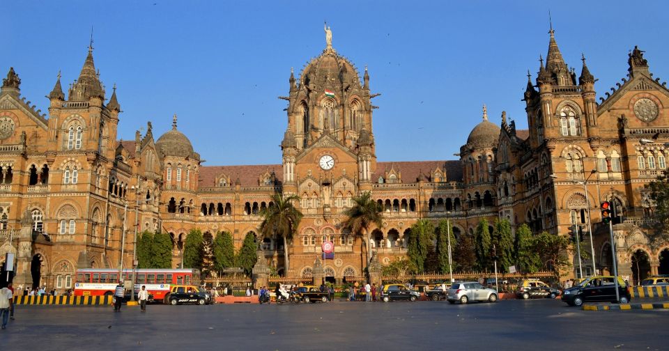 The Mumbai by Dawn Tour - Why Mumbai’s dawn markets feel different (and useful)