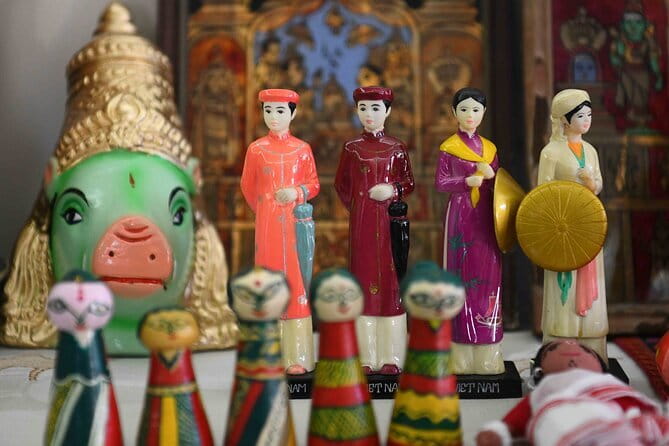 Traditional Indian Immersive Cultural Experience - Beyond looks: folk stories, tribes, and textiles that explain the meaning