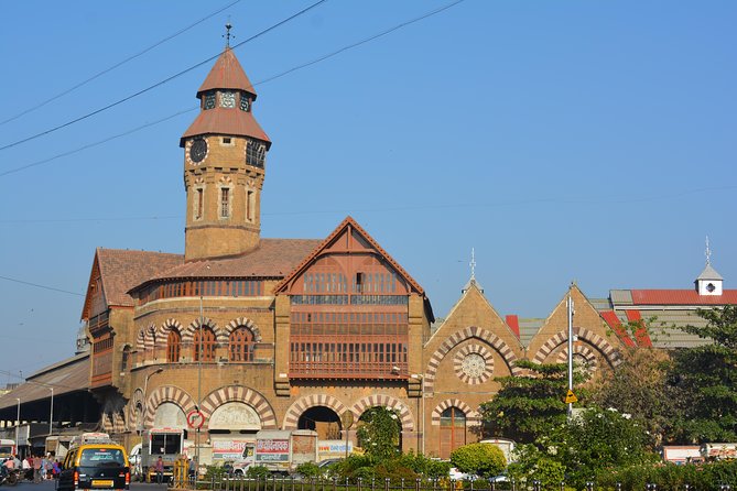 Two Days Mumbai Tour Package : City + Slum + Elephanta + Market - Day 1: Gateway of India, Elephanta Caves, and the Big-Screen Views